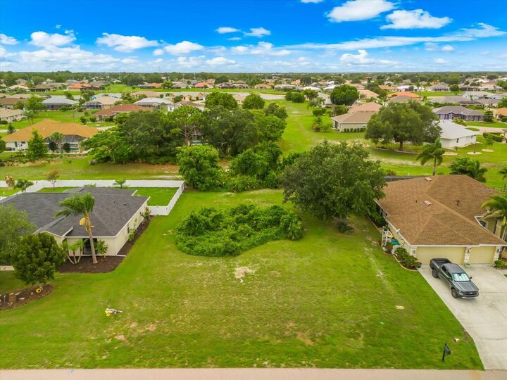 Property Photo:  2381 Mauritania Road  FL 33983 