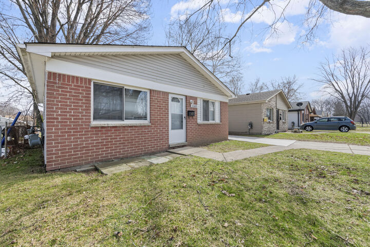 Property Photo:  6469 Troy Street  MI 48180 