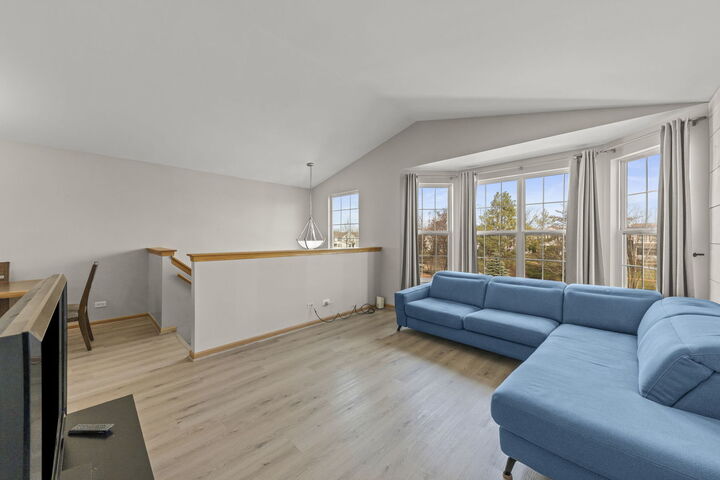 Property Photo:  1719 Ravine Park Lane  IL 60504 