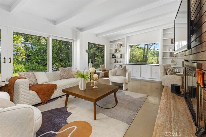 Property Photo: 444 Oneida Drive CA 91107