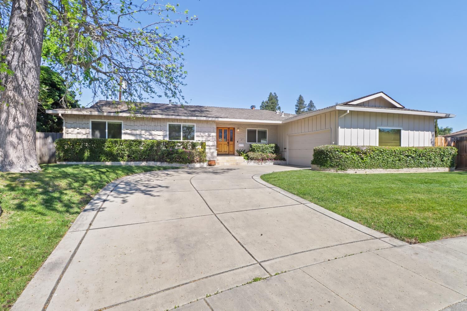 Property Photo:  122 Harber Court  CA 95864 