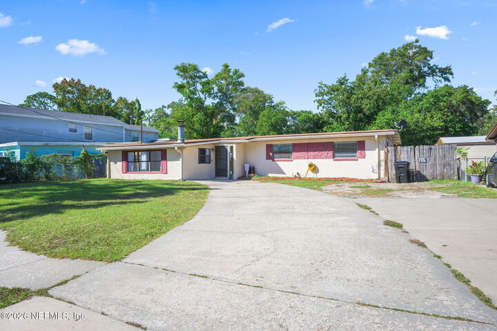 Property Photo:  431 Valderia Drive  FL 32073 