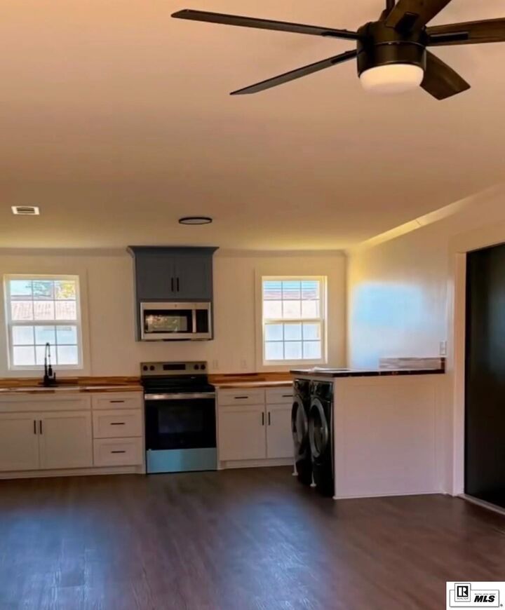 Property Photo:  2235 College Avenue  LA 71465 