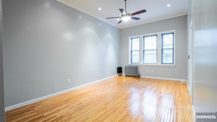 Property Photo:  6314 Park Avenue 5  NJ 07093 
