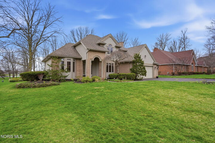 Property Photo: 3206 Turnberry Drive OH 45840