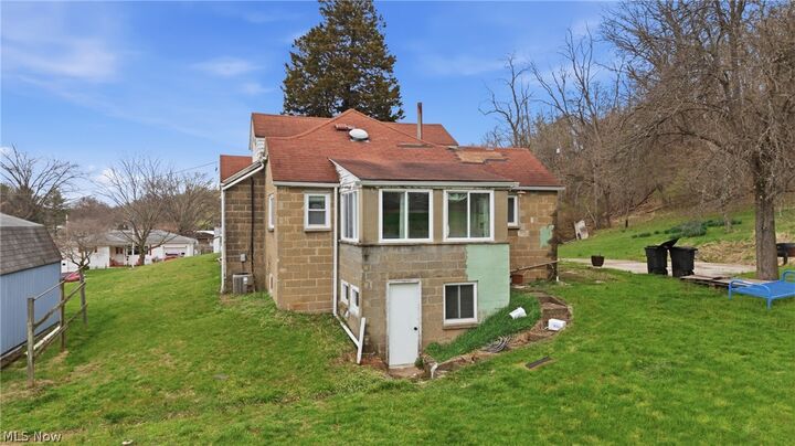 Property Photo: 1506 21st Street WV 26105