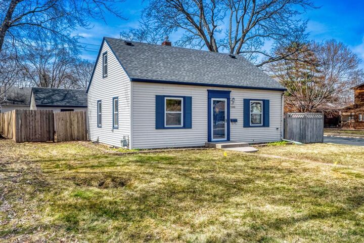 Property Photo: 7300 3rd Avenue S MN 55423