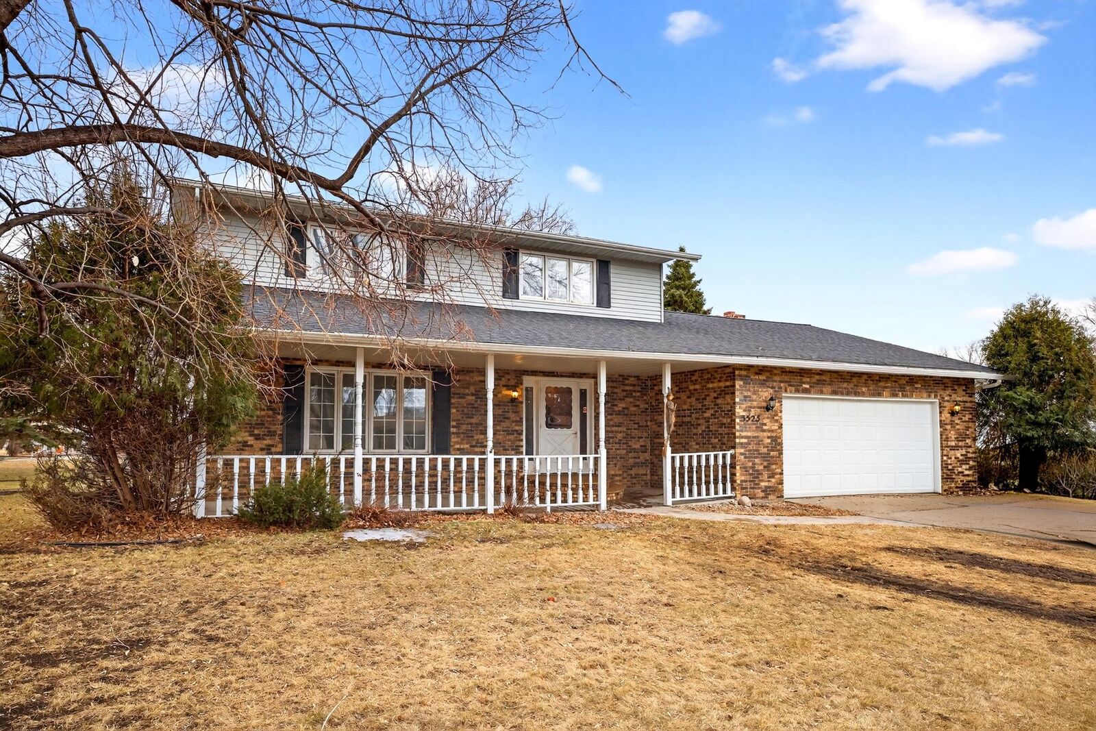 Property Photo:  3525 Longfellow Road N  ND 58102 