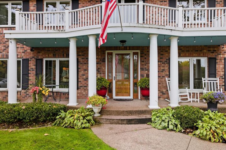 Property Photo: 1438 Kings Wood Road MN 55122