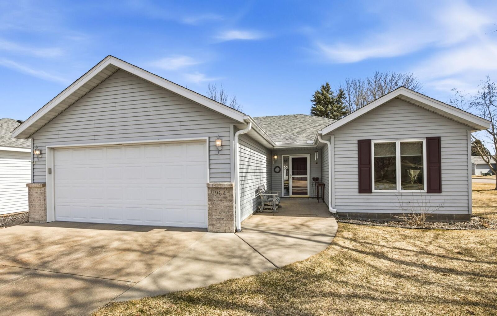 Property Photo:  964 Willow Grove Circle  MN 56387 