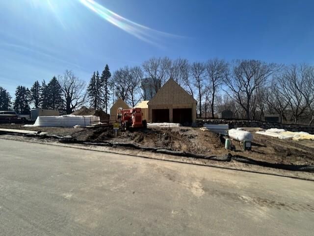 Property Photo:  2683 Lakeview Court  MN 55117 