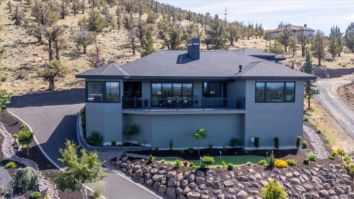 Property Photo: 10504 Bitterbrush Court OR 97756