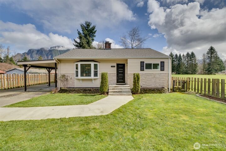 Property Photo:  12316  412th Avenue SE  WA 98045 