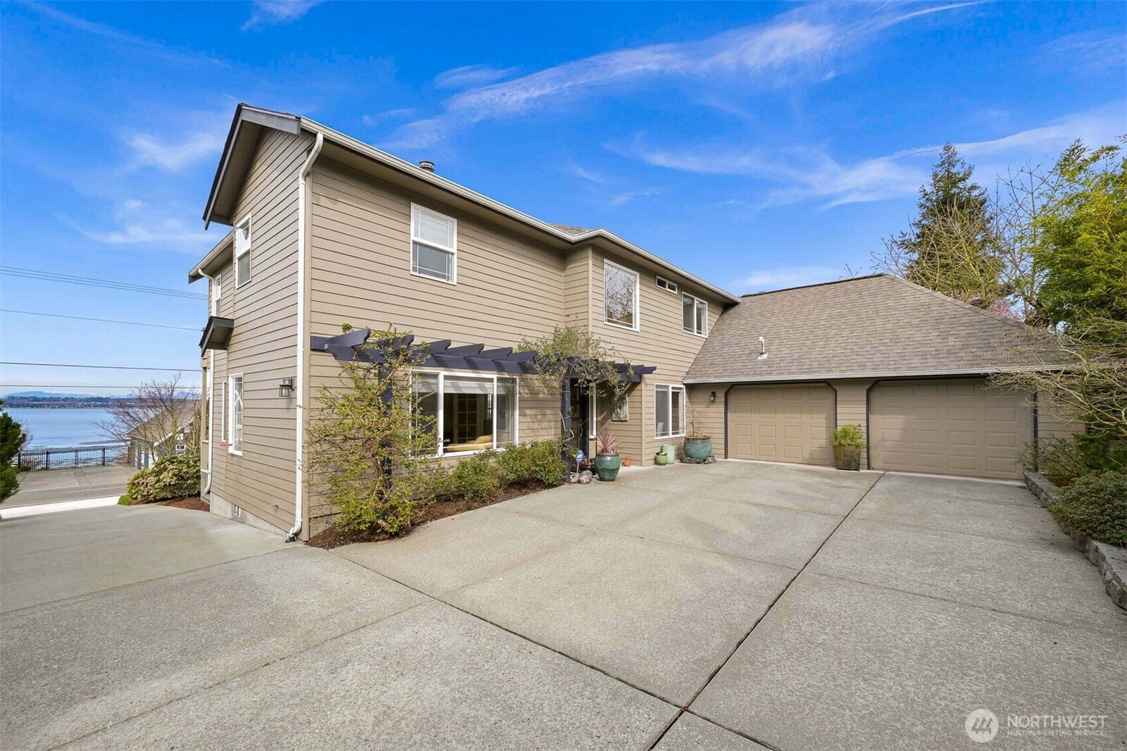 Property Photo:  6934  Holeman Avenue  WA 98230 