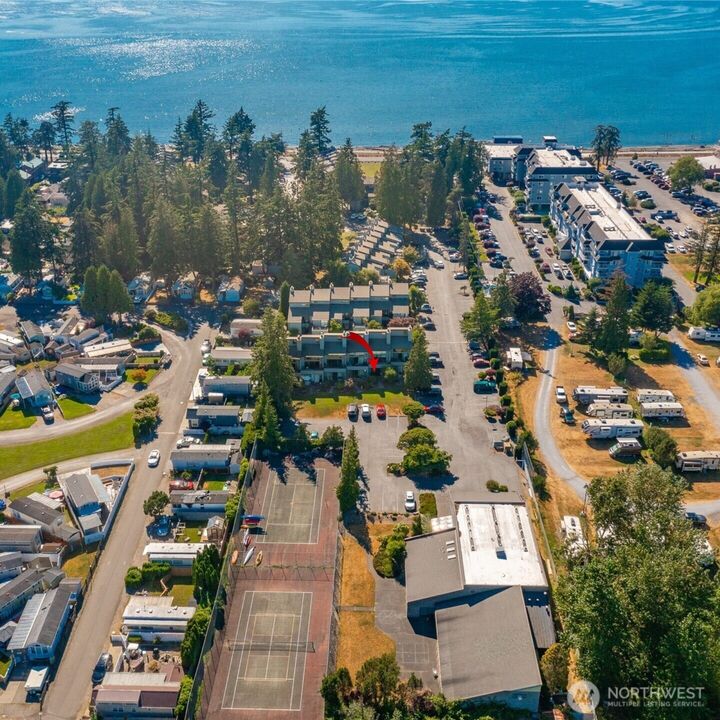 Property Photo:  7806  Birch Bay Dr 803  WA 98230 