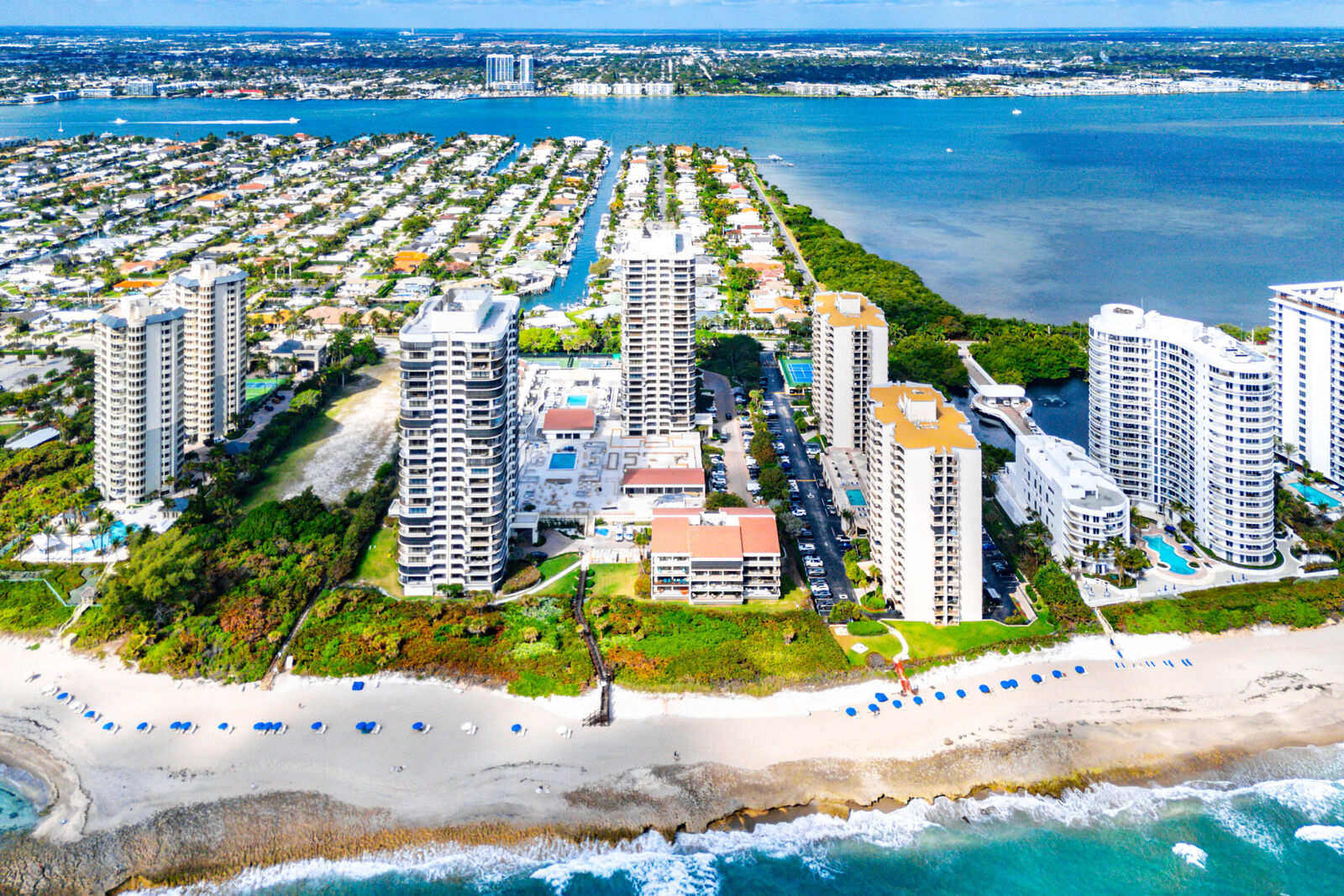 Property Photo:  4100 N Ocean Avenue 504  FL 33404 