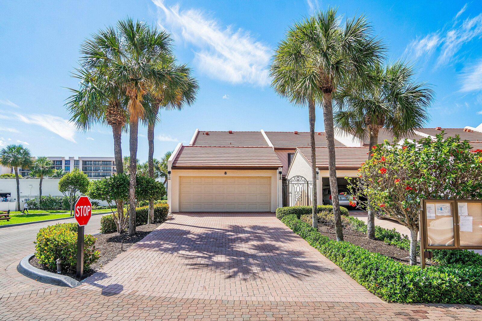 Property Photo:  2717 N Ocean Boulevard 0080  FL 33431 