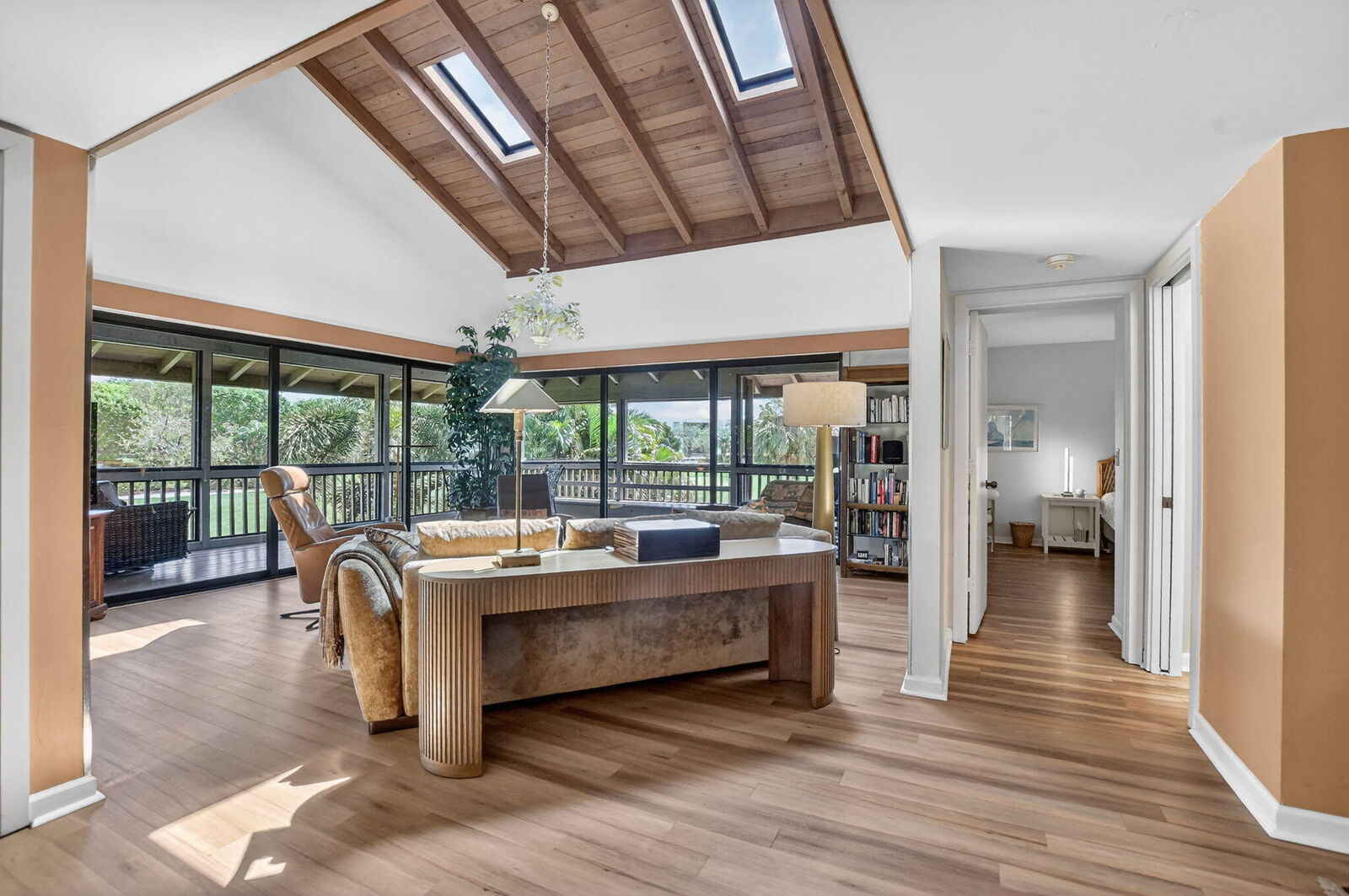Property Photo: 7067 Rain Forest Drive FL 33434