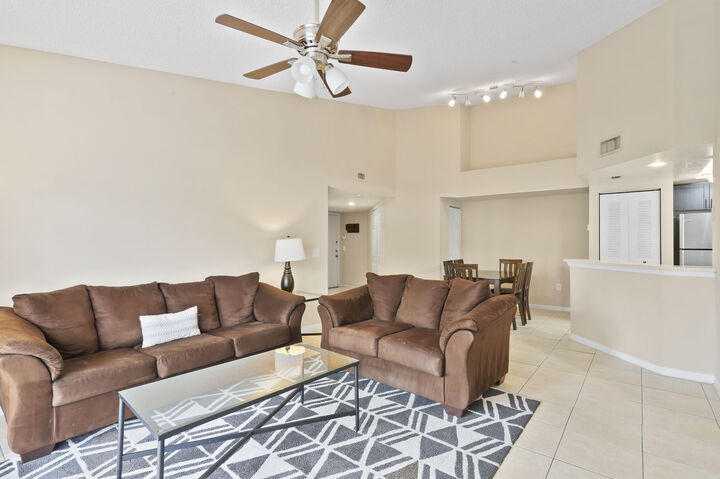 Property Photo:  4159 N Haverhill Road 1319  FL 33417 