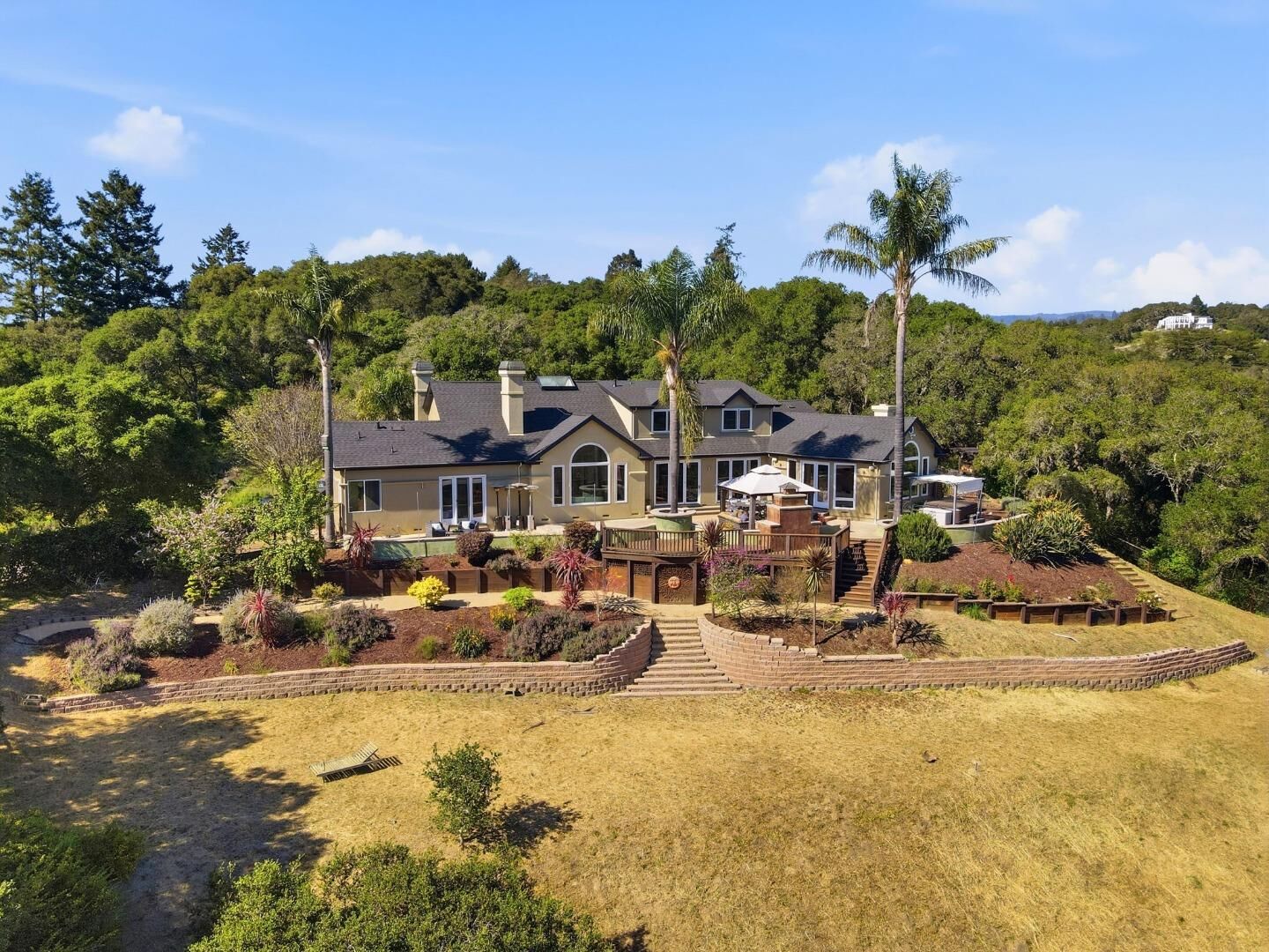 Property Photo:  380 Mockingbird Ridge Road  CA 95076 