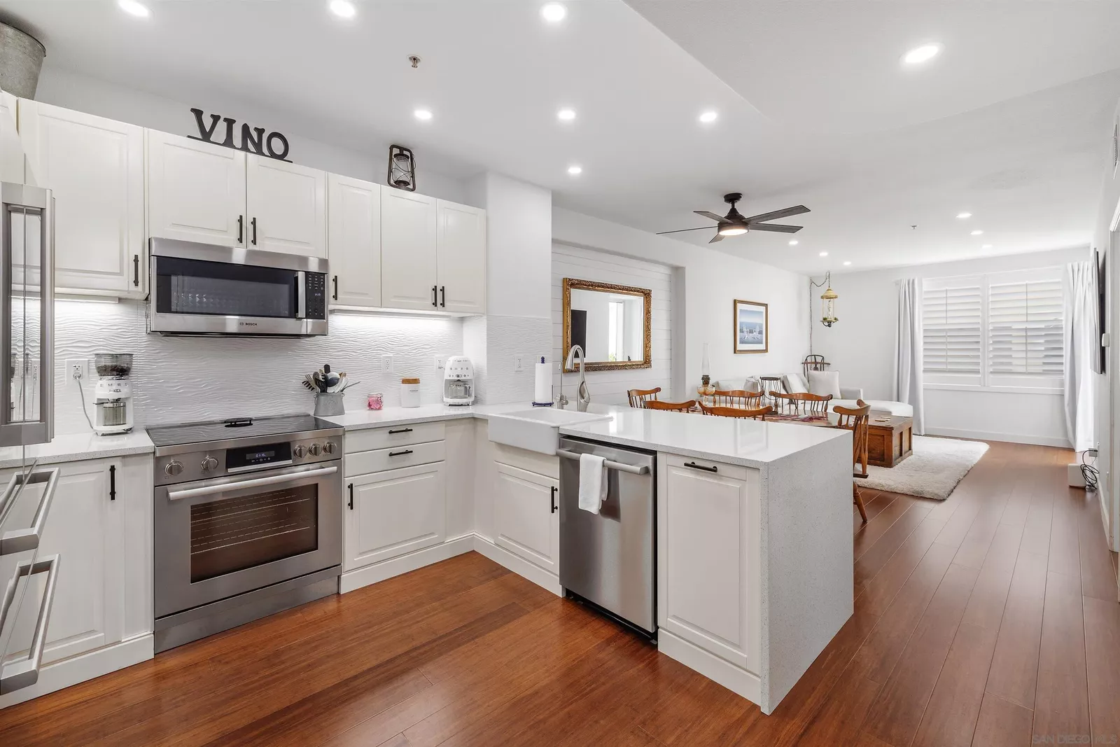 Property Photo:  350 K St 614  CA 92101 