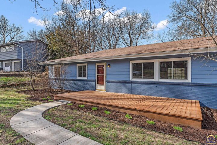 Property Photo: 3501 SE Park Lane Ct KS 66605