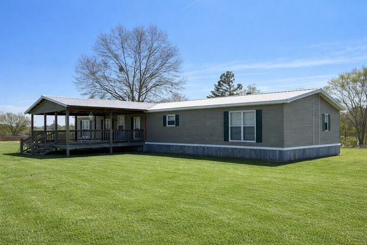 Property Photo:  566 Co Rd 1805  AL 35083 - HOLLY PO 