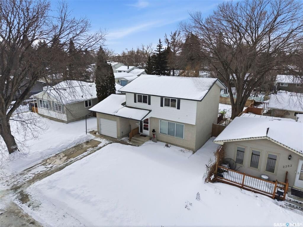 Property Photo:  2349 Easthill  SK S7J 3E4 
