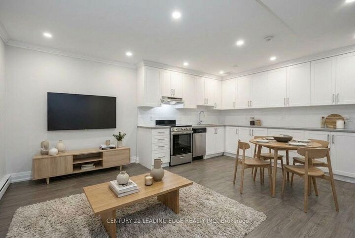 Property Photo: 103 Avenue Road Ll B#1 ON M5R 2G9