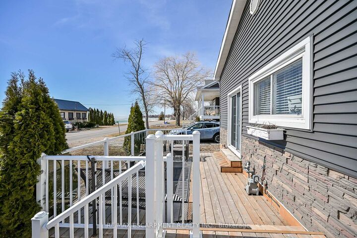 Property Photo: 87 Lakeshore Road ON N0A 1P0