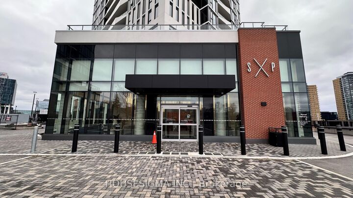 Property Photo:  25 Wellington Street S 806  ON N2G 0G5 