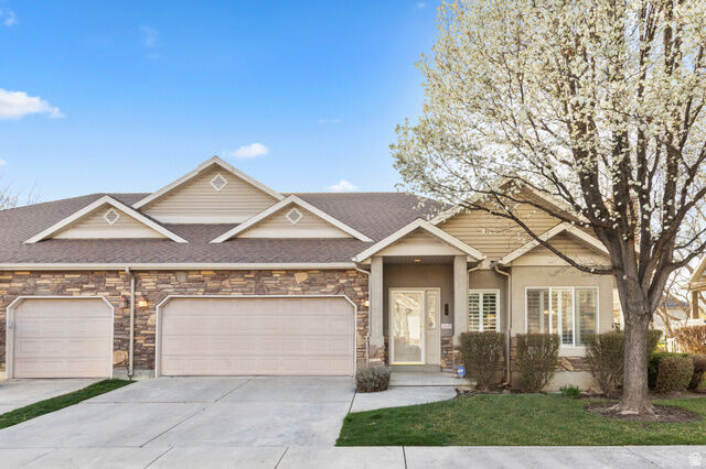 Property Photo:  679 E Clearwater Dr  UT 84041 