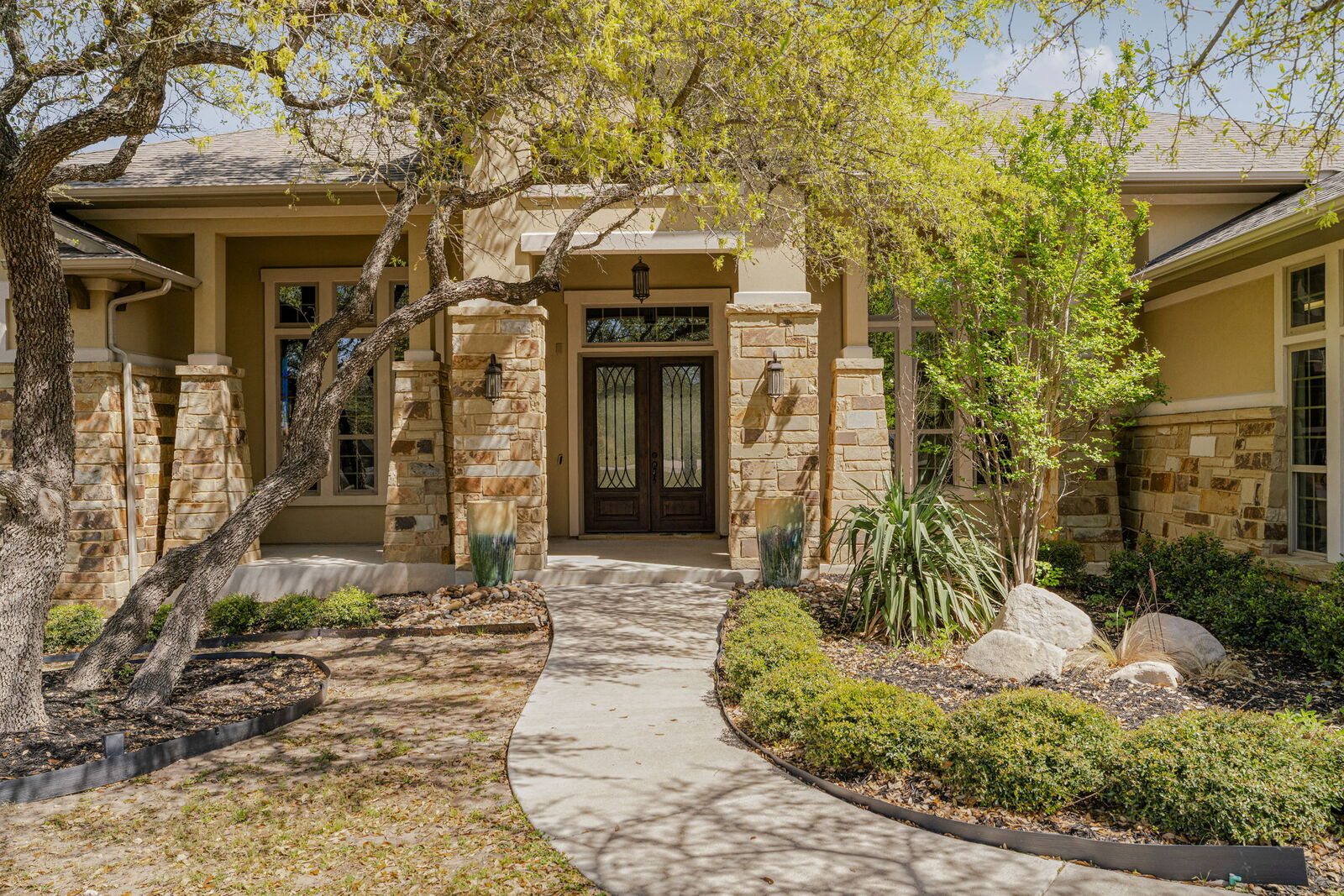 Property Photo:  9709 Avion Cove  TX 78620 