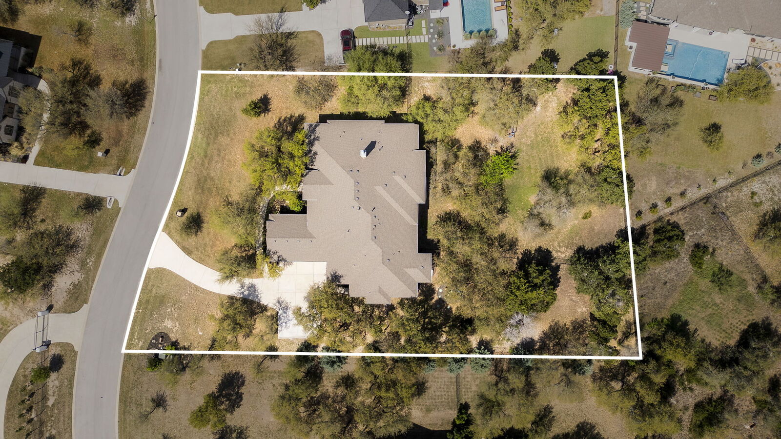 Property Photo:  9709 Avion Cove  TX 78620 