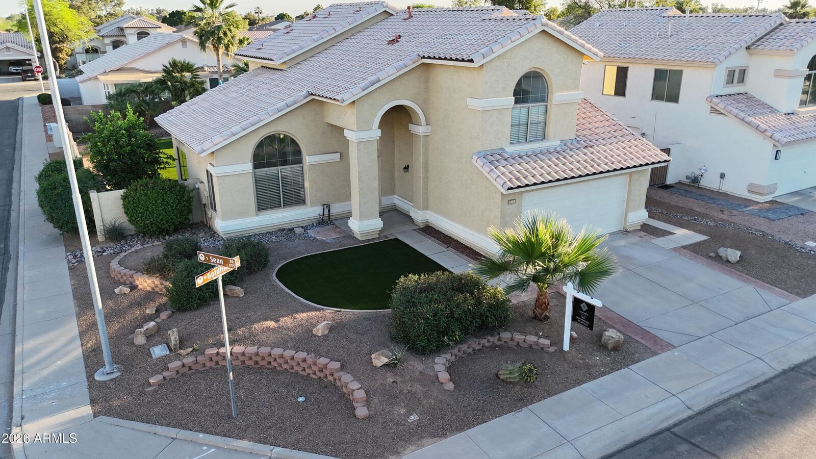 Property Photo:  1403 W Goldfinch Way  AZ 85286 