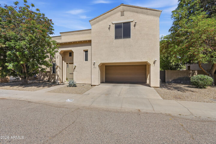Property Photo:  7521 N 30th Avenue  AZ 85051 
