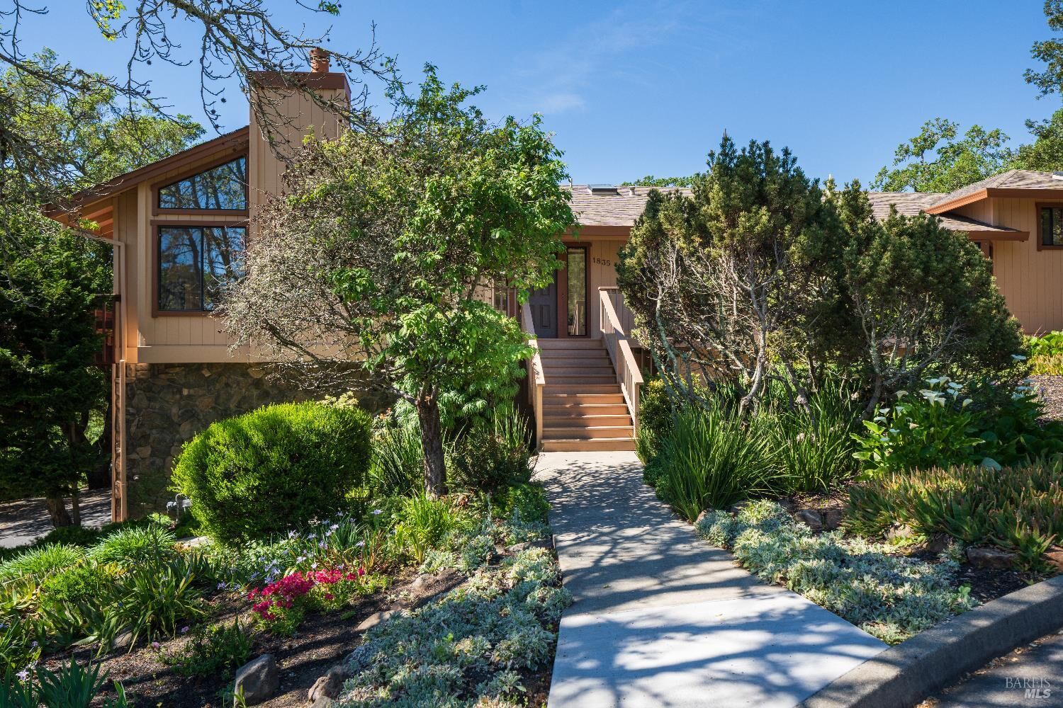 Property Photo:  1835 San Ramon Way  CA 95409 