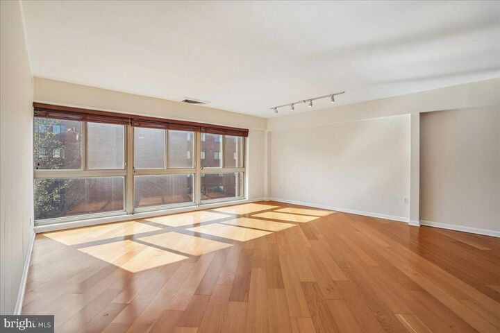 Property Photo:  4970 Battery Lane 409  MD 20814 