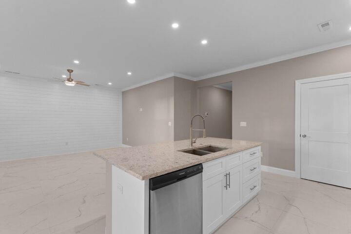 Property Photo: 600 Table Rock Court SC 29579