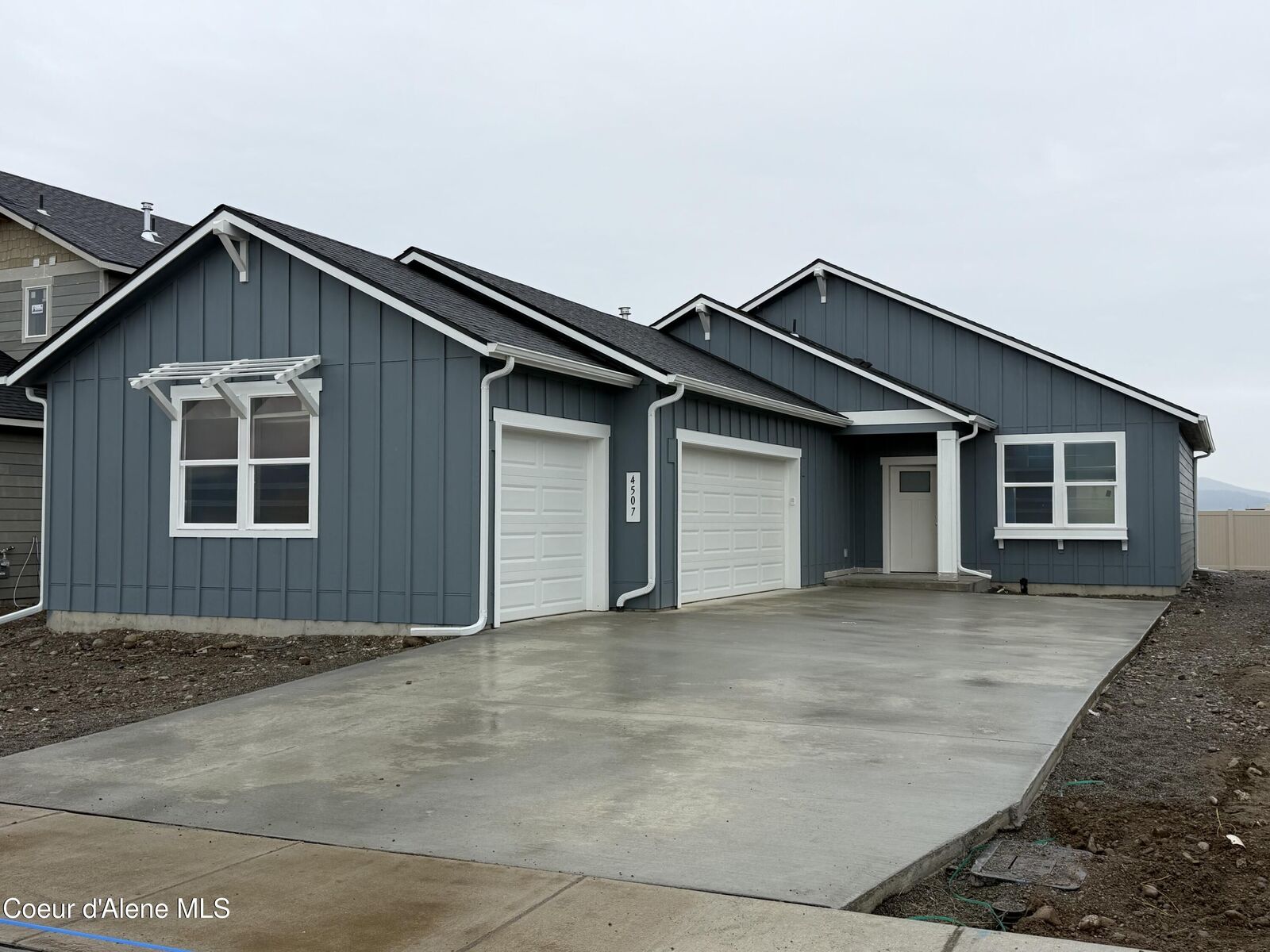 Property Photo:  4507 E Culpeo Ave  ID 83854 