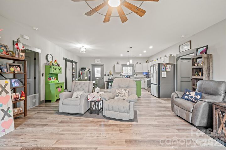 Property Photo: 7124 Old Hickory Lane NC 28033