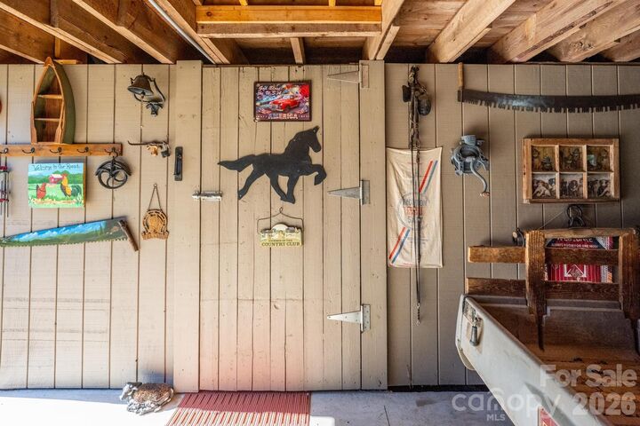 Property Photo:  1579 Jennings Road  NC 28625 