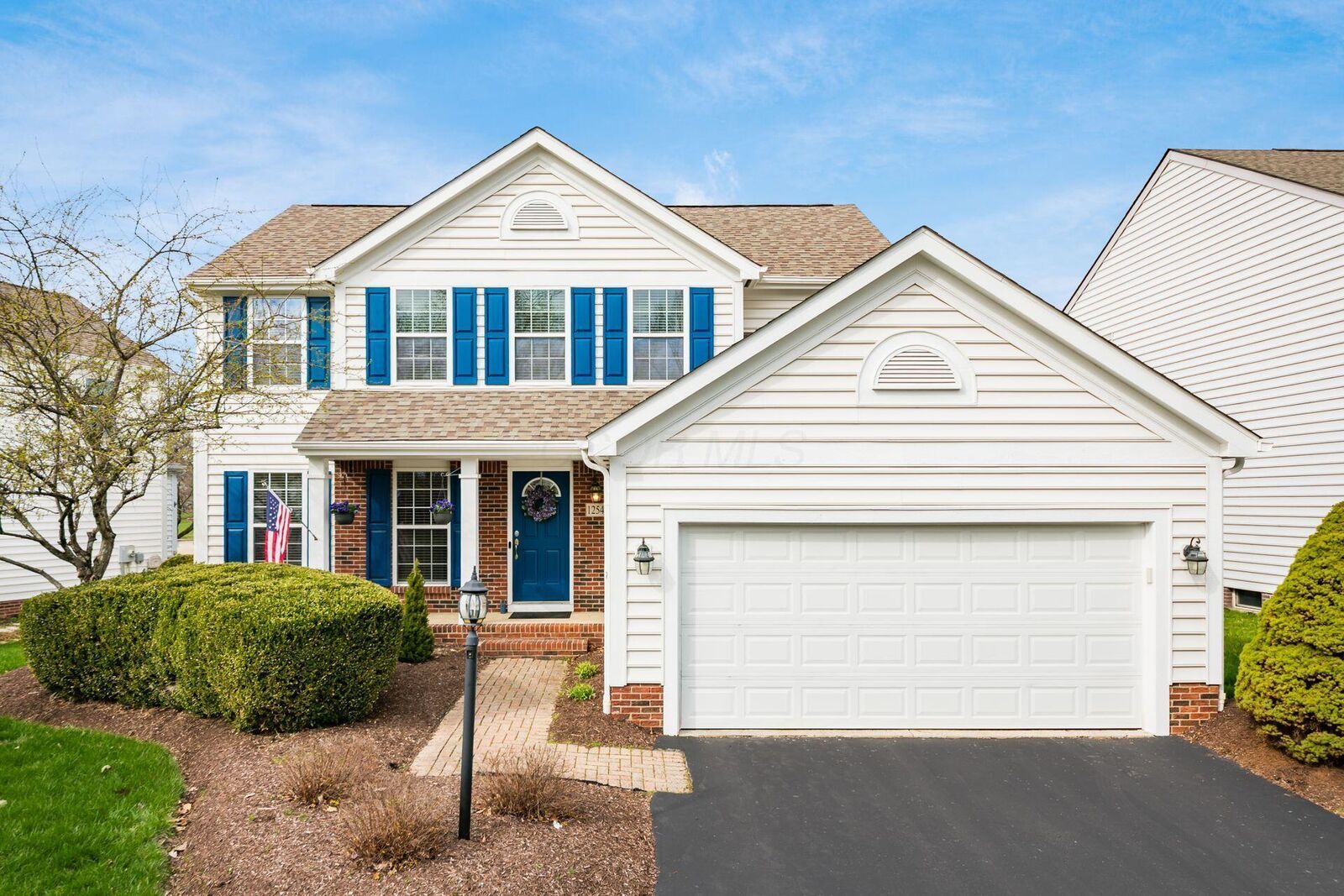 Property Photo:  1254 Fareharm Drive  OH 43054 