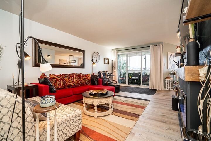 Property Photo: 32823 Landeau Place 306 BC V2S 6S6