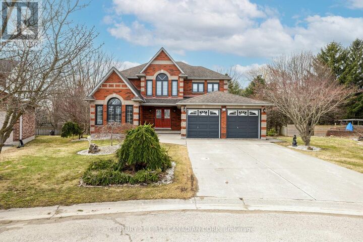 Property Photo:  8 Claire Court  ON N7G 4C8 