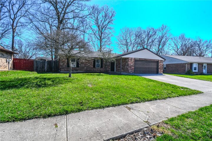 Property Photo:  8918 Autumngate Lane  OH 45424 