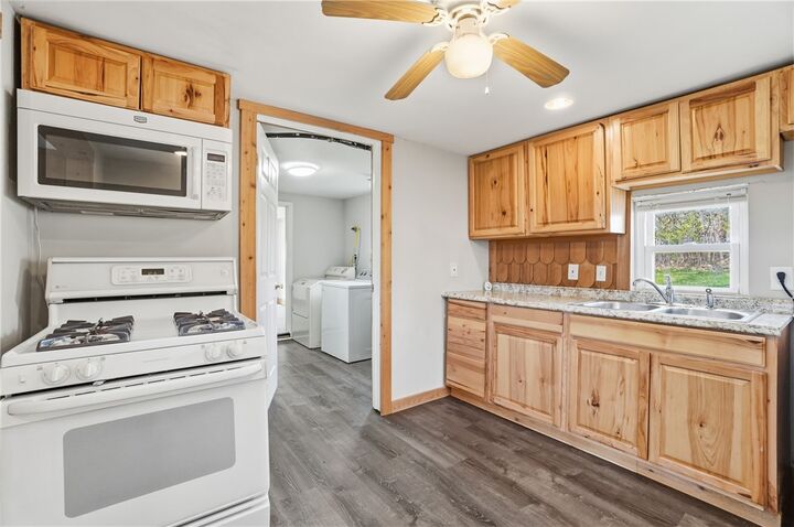 Property Photo:  1321 Heatherdale Avenue  OH 45429 