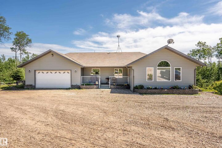 Property Photo: 62019 Range Road 421 AB T9M 1P2