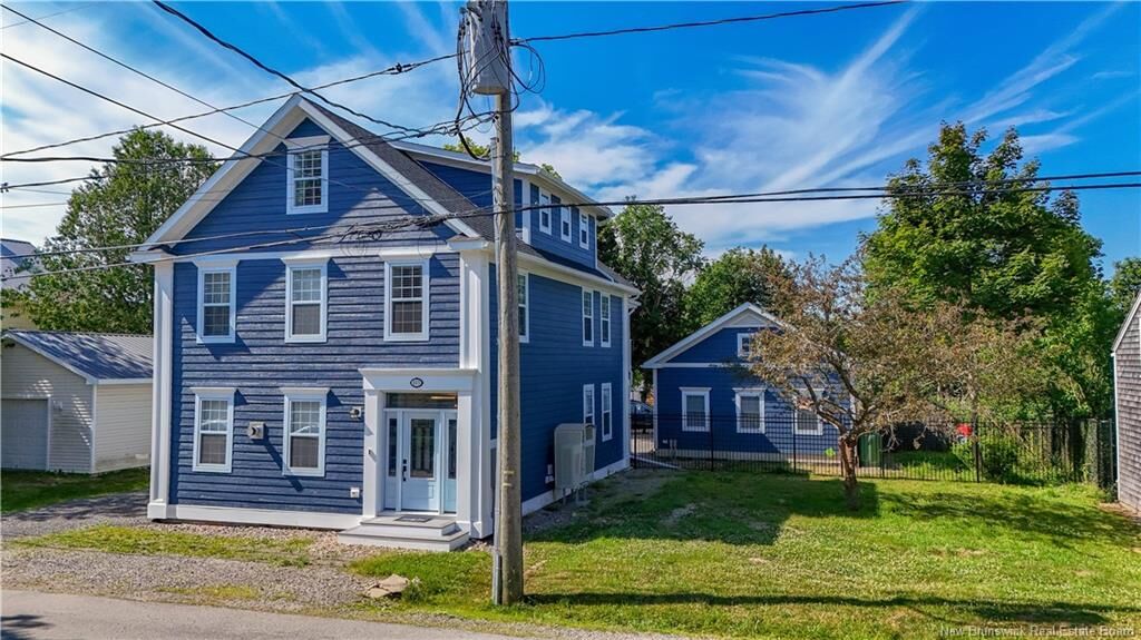 Property Photo:  113 Queen Street  NB E5B 1C7 