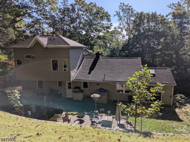 Property Photo: 129 Sagamore Rd NJ 07041